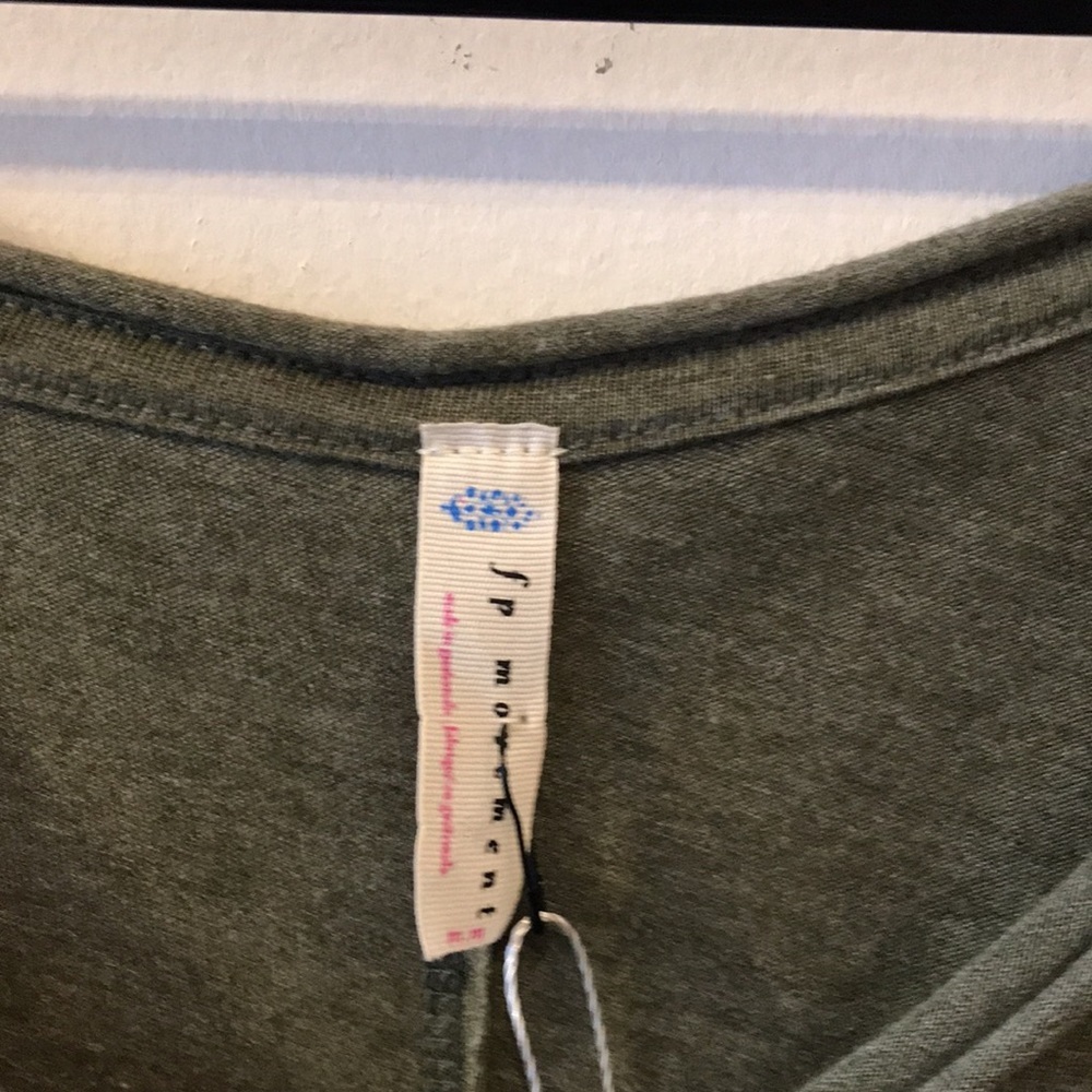 FREE PEOPLE MOVEME green tank top - Picture 3 of 3